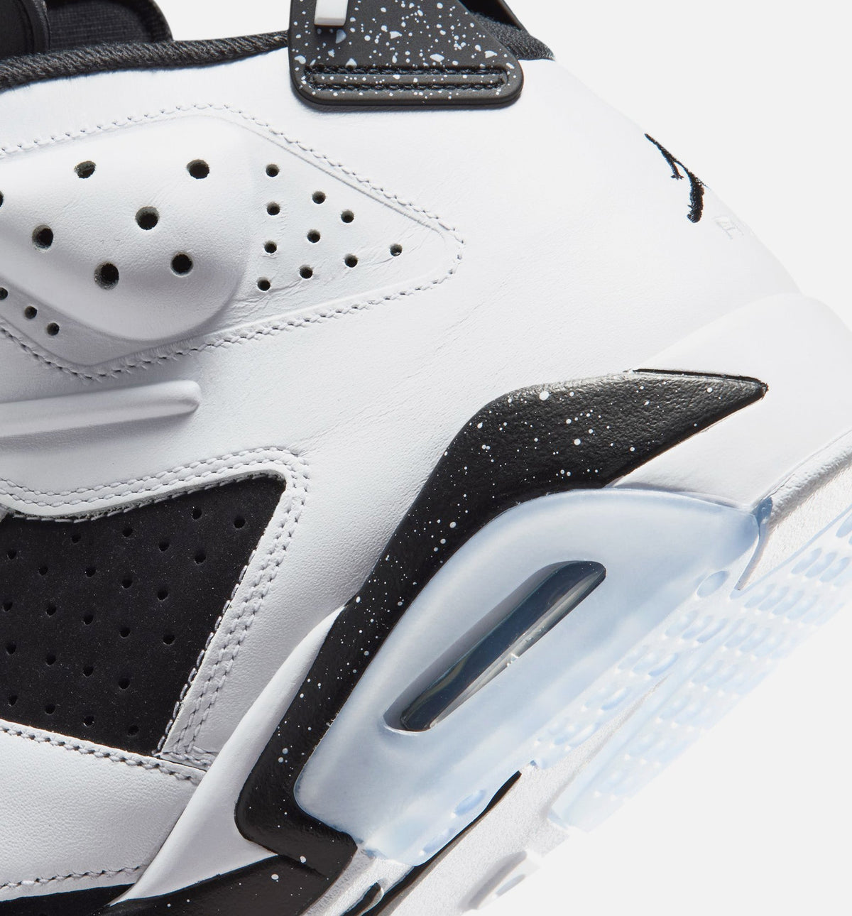 Air Jordan 6 Retro Black and White Men's Lifestyle Shoe – Black/White