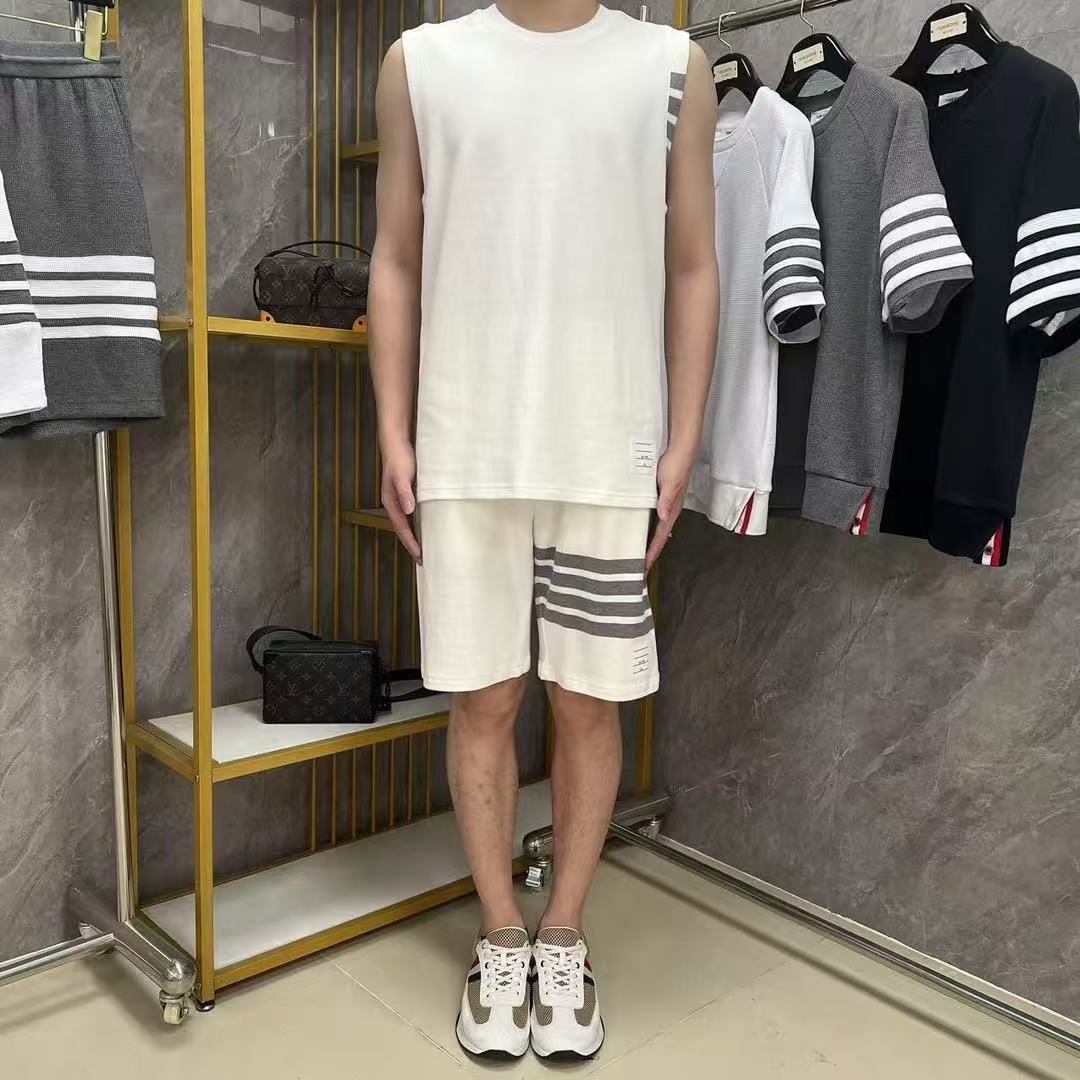 sleeveless T-shirt | Thom Browne