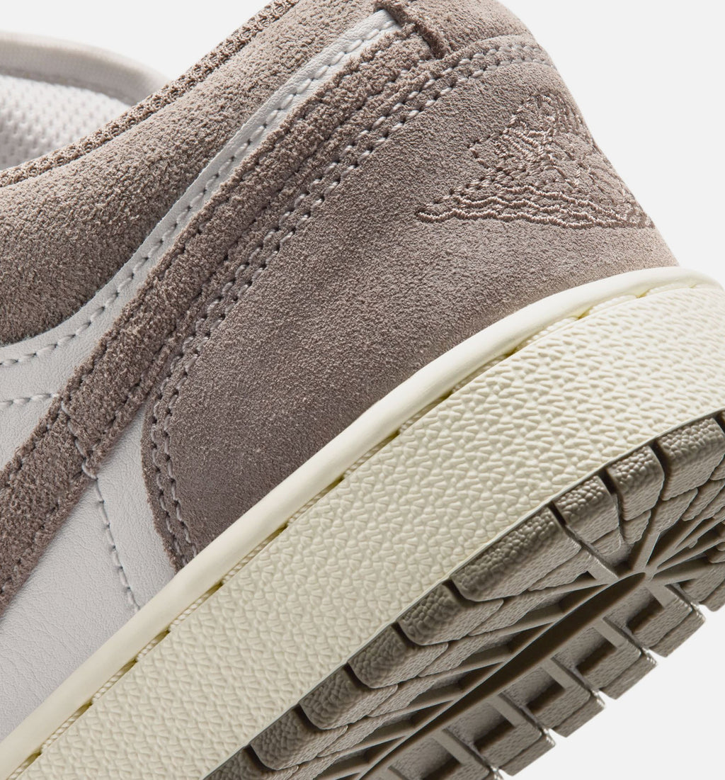 Air Jordan 1 Low Grade School Lifestyle Shoe - Olive Grey