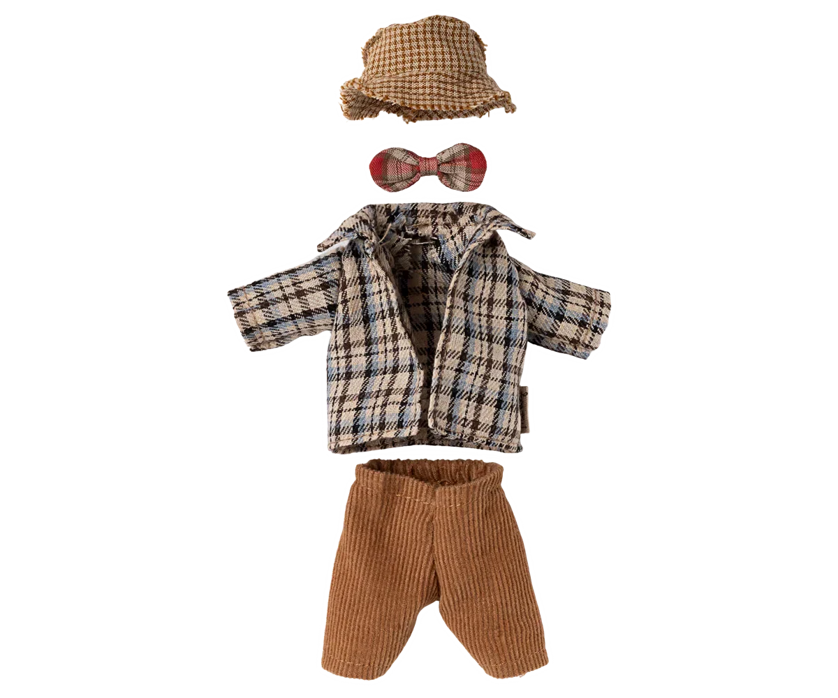 Clothes, Granddad mouse