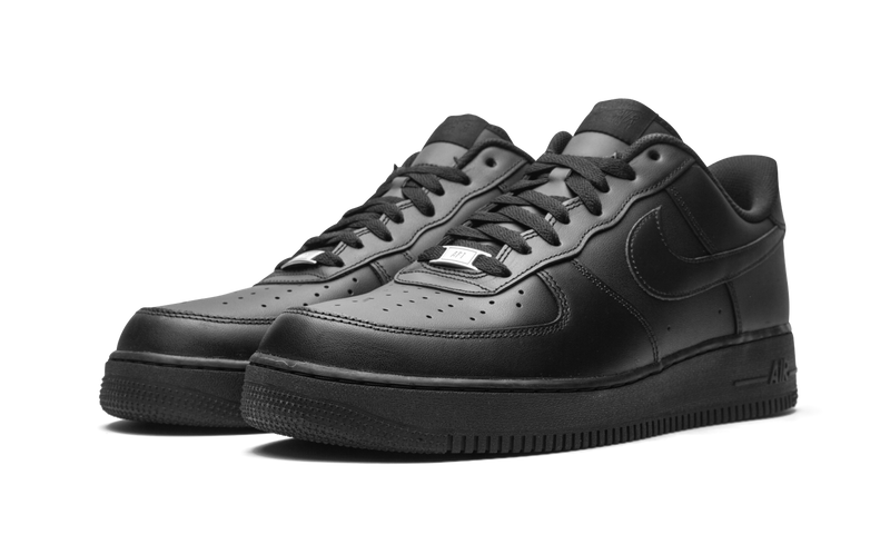 Nike Air Force 1 Low 'Triple Black' (CW2288-001)
