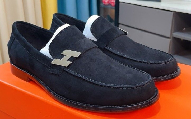 Hermès Black H-Hardware Loafers - Rubber Outsole