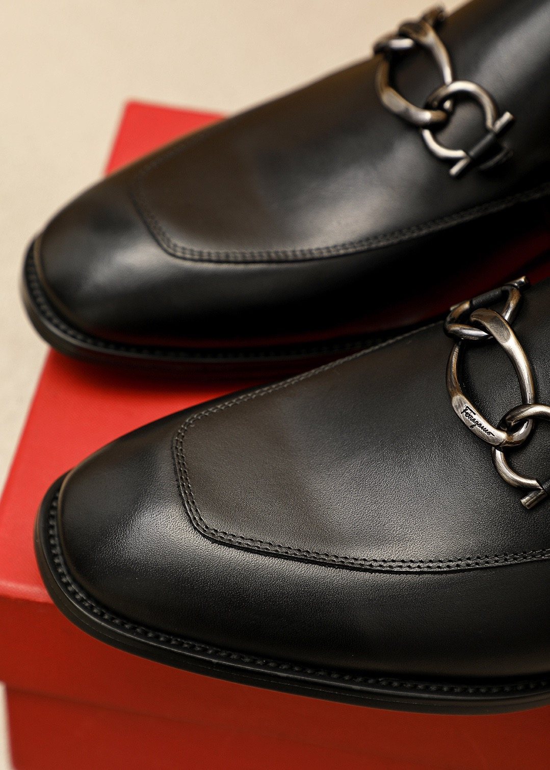 Ferragamo Men's Black Bit Loafers - Metal Bit Vamp Detail