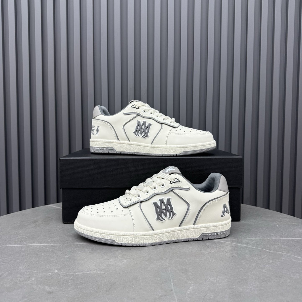 Amiri Contrast Panel Low-Top Sneakers